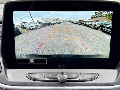 Used 2023 Chevrolet Blazer LT image 13