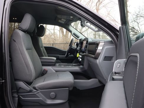 Used 2024 Ford F150 XLT w/ Mobile Office Package image 37