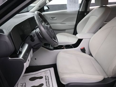 Used 2024 Hyundai Kona SEL FWD image 25