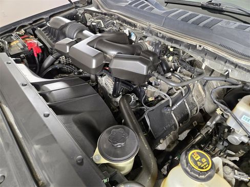 Used 2019 Ford F250 Lariat image 22