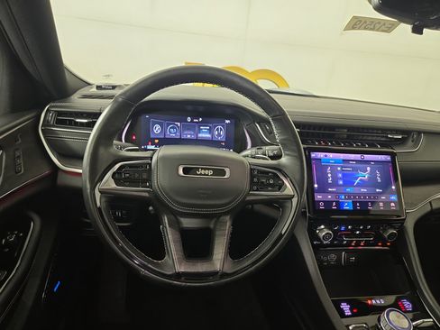 Certified 2021 Jeep Grand Cherokee L Overland w/ Advanced Protech Group III AWD/4WD image 16