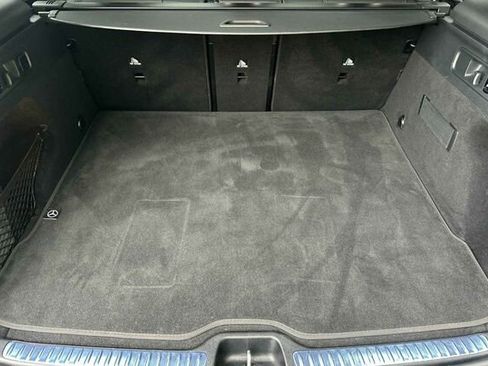 Used 2025 Mercedes-Benz GLC 300 image 18