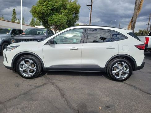 Used 2025 Ford Escape ST-Line w/ Equipment Group 301A image 29