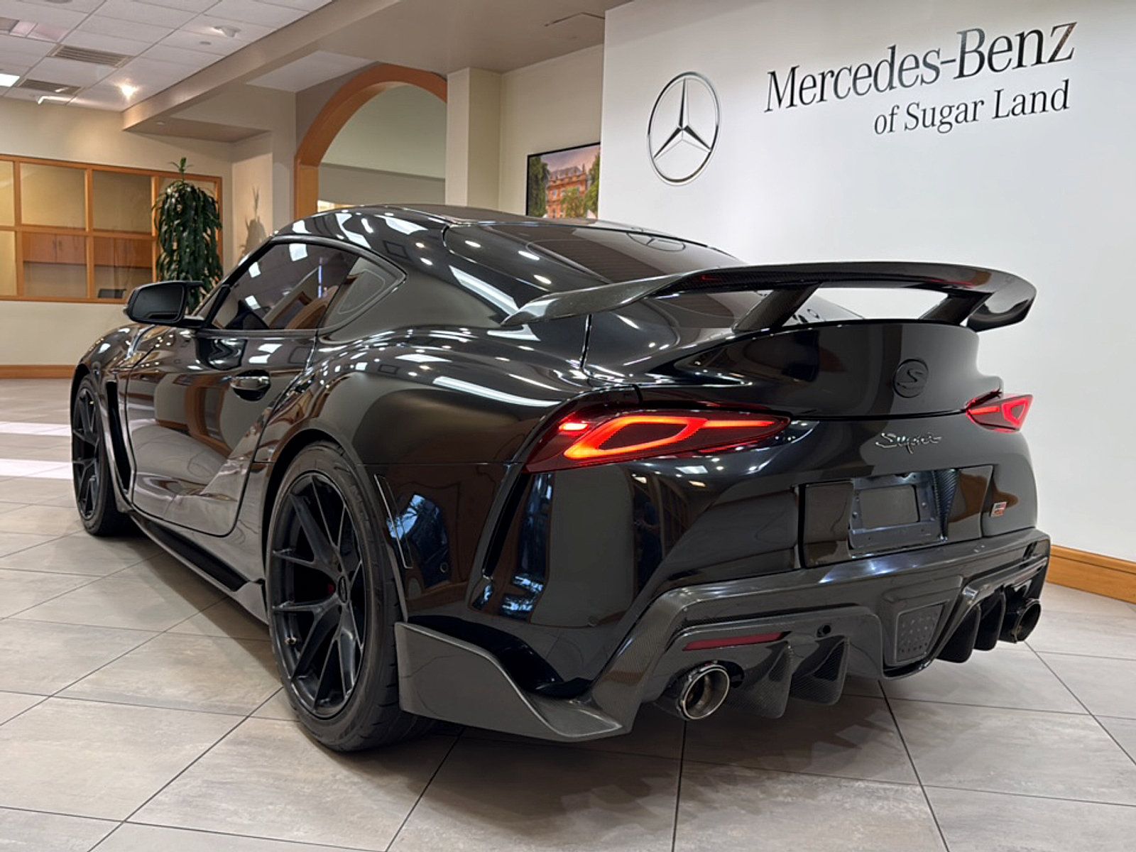 Used 2021 Toyota Supra w/ Safety & Technology Package RWD image 3