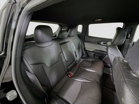 Used 2024 Jeep Compass Latitude AWD/4WD image 26