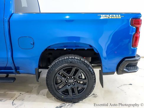 Used 2023 Chevrolet Silverado 1500 Custom Trail Boss AWD/4WD image 12