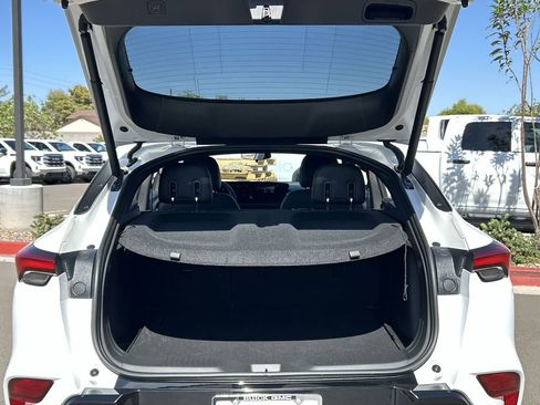 Used 2024 Buick Envista Sport Touring w/ Convenience II Package FWD image 26