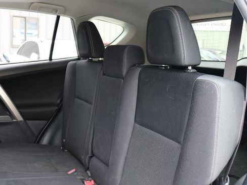 Used 2013 Toyota RAV4 XLE image 13