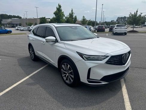 Used 2025 Acura MDX FWD w/ Technology Package image 3