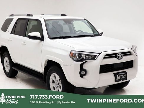 Used 2024 Toyota 4Runner SR5 image 1