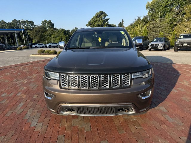 Used 2019 Jeep Grand Cherokee Overland AWD/4WD image 25