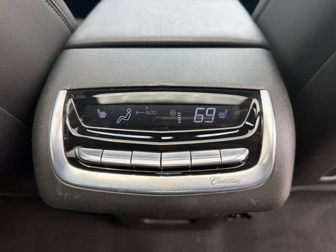 Used 2024 Cadillac XT6 Premium Luxury AWD/4WD image 53