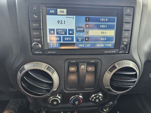 Used 2012 Jeep Wrangler Sport image 10