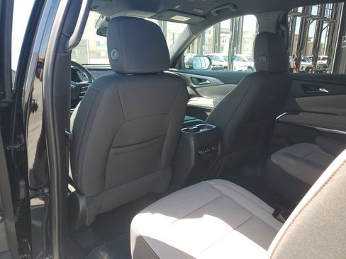 New 2026 Chevrolet Traverse LT w/ Midnight/Sport Edition FWD image 16