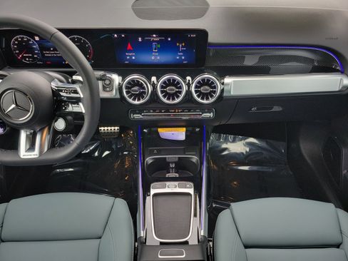 Certified 2026 Mercedes-Benz GLB 35 AMG 4MATIC image 13