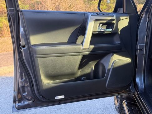 Used 2023 Toyota 4Runner SR5 Premium w/ Moonroof Package image 22