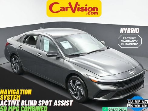 Used 2025 Hyundai Elantra SEL FWD image 1