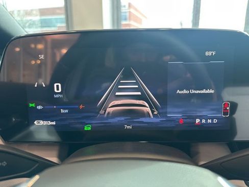 New 2026 Chevrolet Equinox EV LT image 17