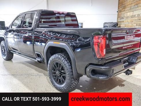 Used 2022 GMC Sierra 2500 Denali w/ Denali Black Diamond Edition image 3
