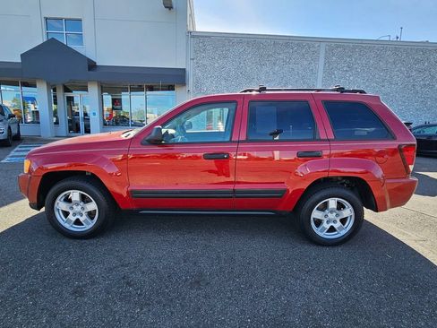 Used 2005 Jeep Grand Cherokee Laredo RWD image 8