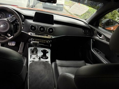 Used 2019 Kia Stinger GTS AWD/4WD image 17