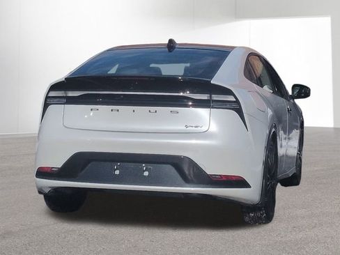 New 2026 Toyota Prius Plug-In Hybrid image 5