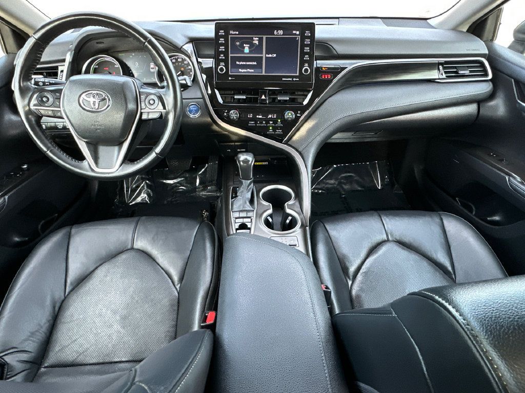 Used 2023 Toyota Camry XLE w/ Cold Weather Package FWD image 13