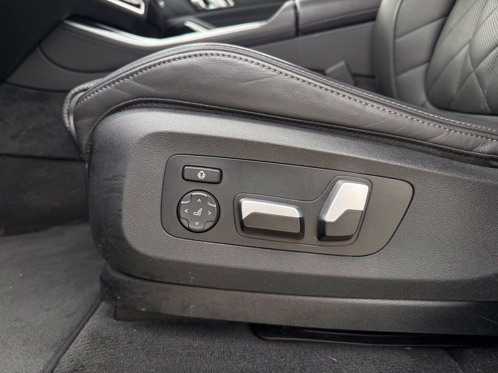 Used 2024 BMW X5 xDrive40i w/ M Sport Package AWD/4WD image 22