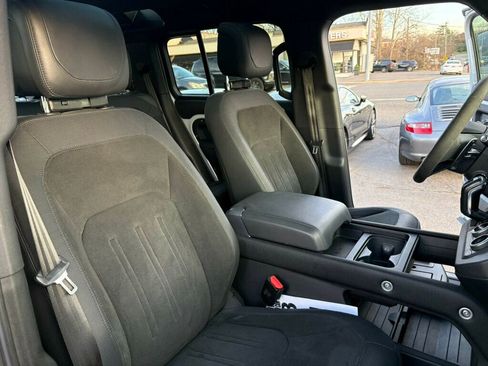 Used 2023 Land Rover Defender 110 Carpathian Edition image 30