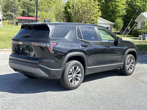 New 2026 Chevrolet Equinox LT w/ Safety and Technology Package FWD image 7