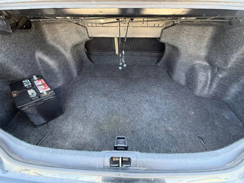 Used 2017 Toyota Camry LE image 31