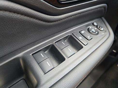 Used 2025 Honda Odyssey Elite image 21