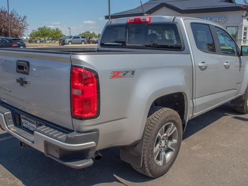 Used 2020 Chevrolet Colorado Z71 AWD/4WD image 7