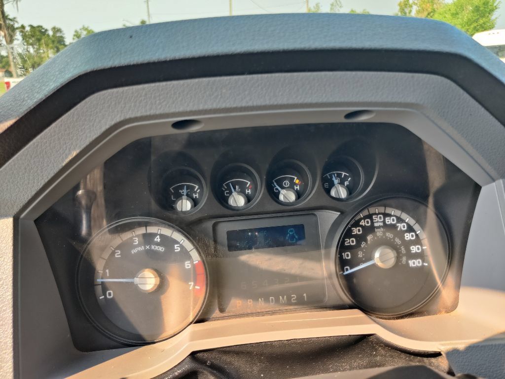 Used 2016 Ford F250 XL w/ Power Equipment Group RWD image 16