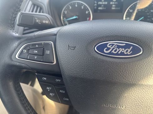 Used 2018 Ford EcoSport SE image 17