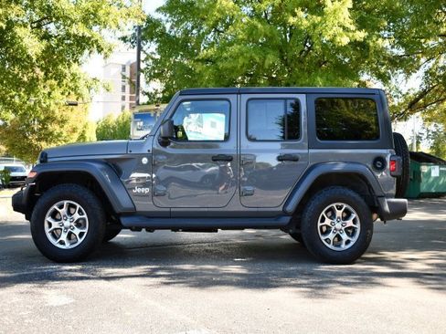 Used 2020 Jeep Wrangler Unlimited Freedom Edition image 4