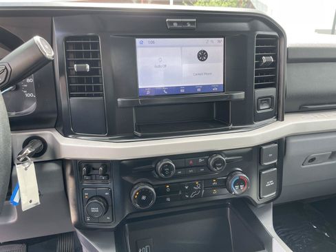 Used 2025 Ford F250 XLT w/ FX4 Off-Road Package AWD/4WD image 15