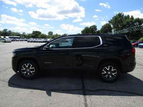 Used 2020 GMC Acadia SLE w/ LPO, Floor Liner Package FWD image 4