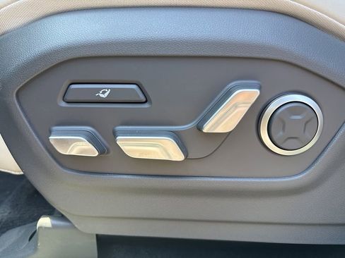 Used 2026 Hyundai Santa Fe Calligraphy FWD image 12