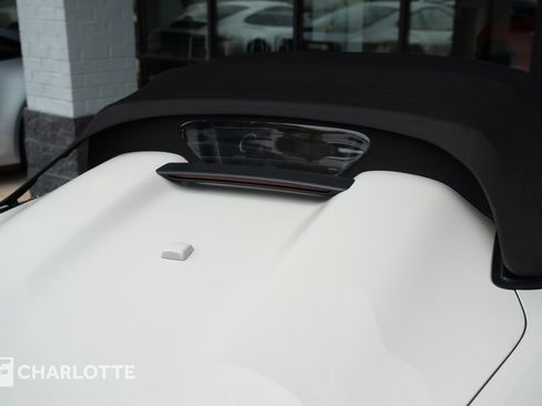 Used 2021 Porsche 718 Boxster Spyder RWD image 18