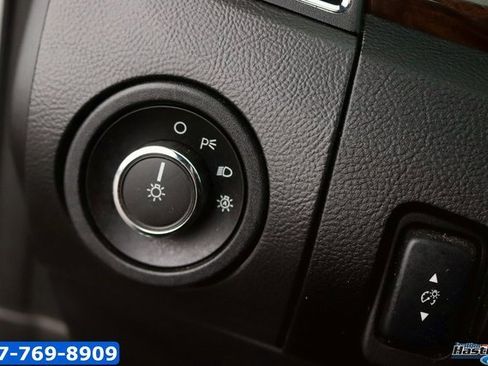 Used 2013 Ford Taurus Limited image 23