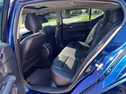 Used 2020 Nissan Altima 2.5 SR w/ Premium Package FWD image 27