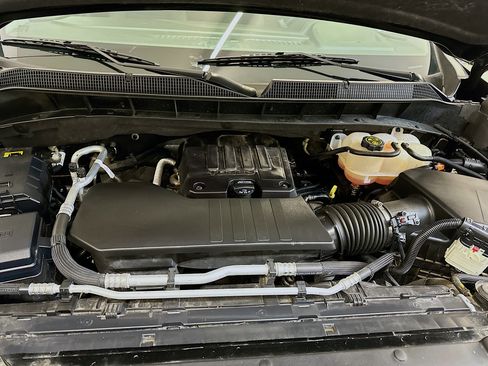 Used 2023 Chevrolet Silverado 1500 LT image 34