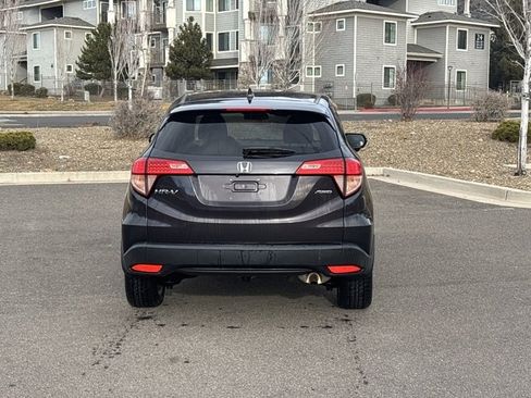 Used 2016 Honda HR-V EX image 4