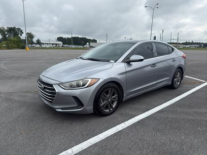 Used 2017 Hyundai Elantra SE