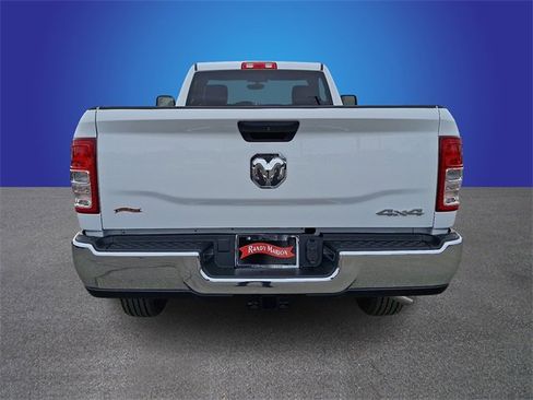 Used 2024 RAM 2500 Tradesman w/ Chrome Appearance Group image 6
