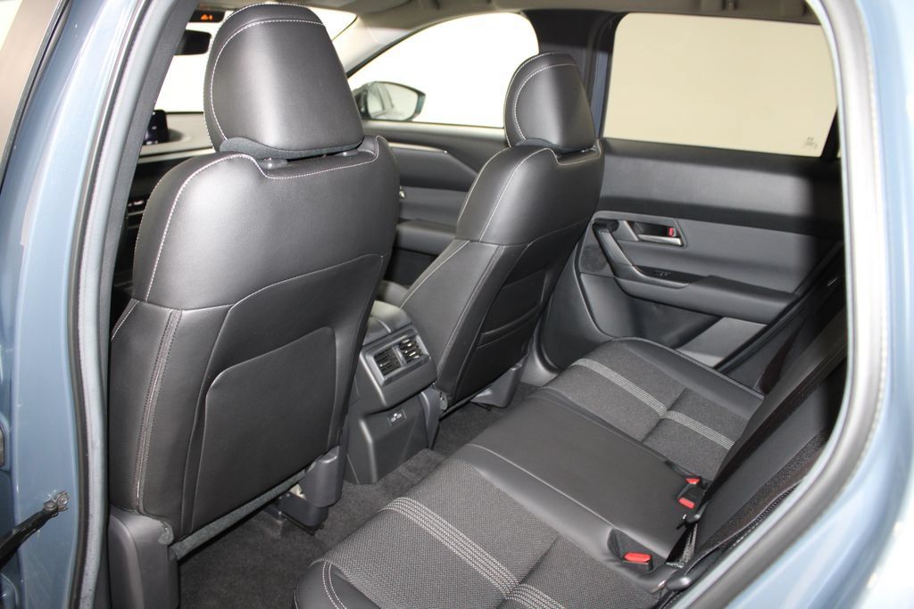 Used 2025 MAZDA CX-50 AWD 2.5 S w/ Weather Package image 24