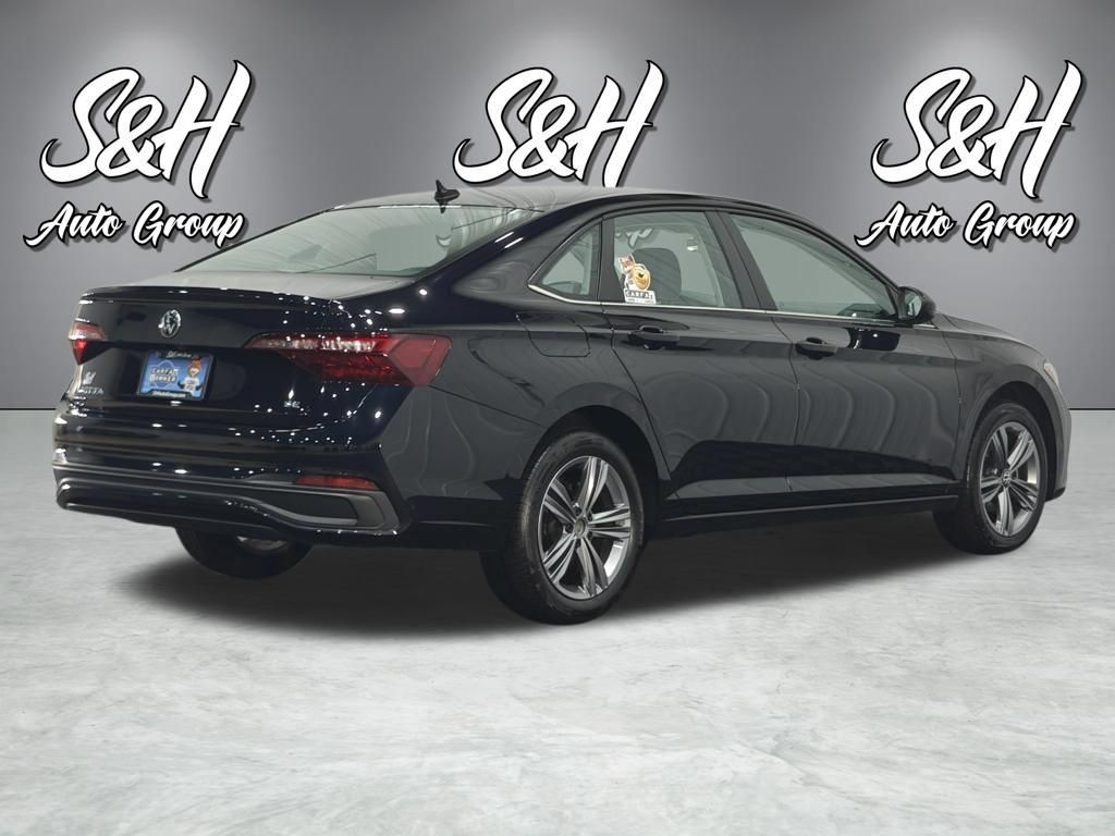 Used 2023 Volkswagen Jetta SE FWD image 17