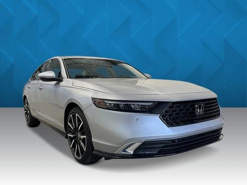 New 2026 Honda Accord Touring image 9