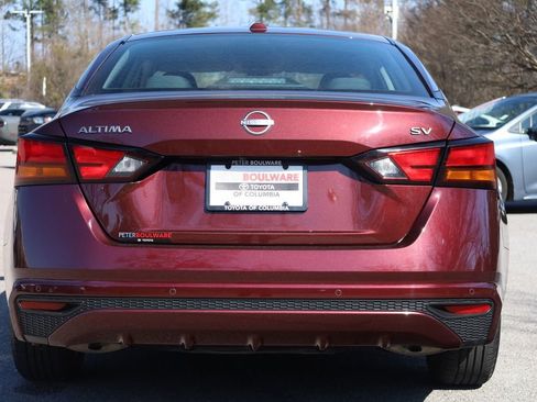 Used 2024 Nissan Altima 2.5 SV image 4